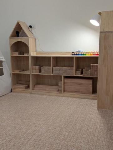 童年山丘專業臨托陪玩工作室 - 溫暖積木區