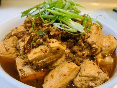 曹書偉 - 湖南辣炒臭豆腐