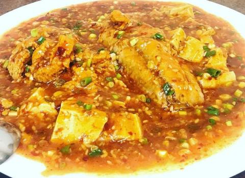 曹書偉 - 豆瓣魚(黑溜)