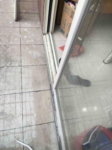 小香  - 大門清潔前 小香  - 大門清潔前