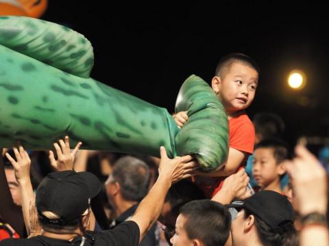 捌叁式 - 紙風車活動副手拍攝