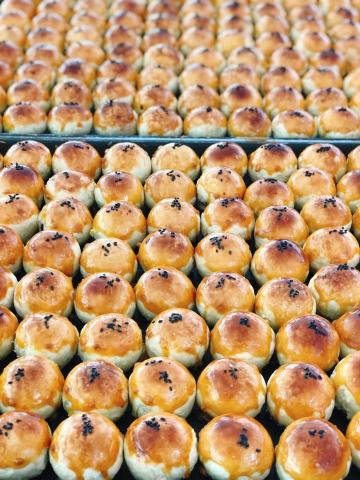 蒔初甜點主廚 - 酥脆蛋黃酥