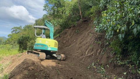 明凱工程行 - 施工中