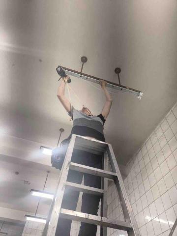 阿廷 - 舊換新燈具