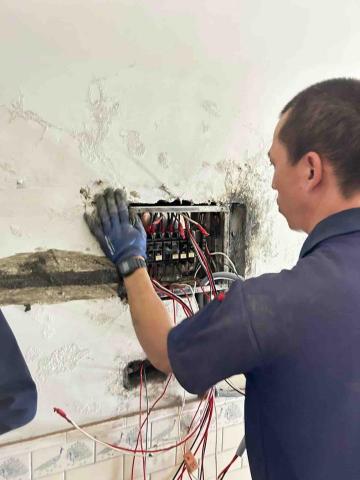 峖師傅 - 老屋線路裝修