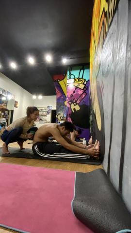 詠詠（Yung） - 班上男生比例高，非常歡迎會不好意思進瑜伽教室的男生來體驗！