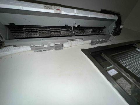 何品家 - 大金冷氣室內機風鼓清洗前