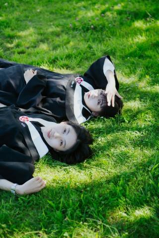 Aaron Liau - 學士服寫真