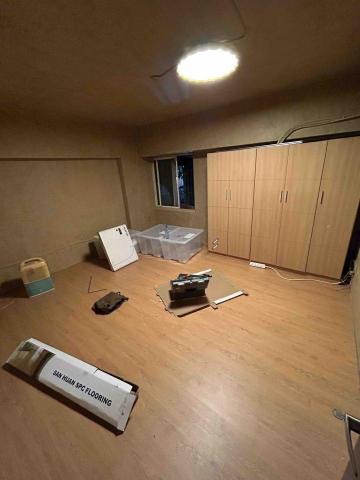 漁檜木作+日式原木裝潢 - SCP卡扣地板+牆面8層藝術塗料