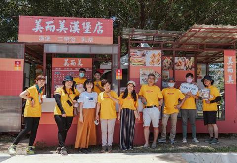 湘晴 - 早餐生活節&與所有工作人員合影