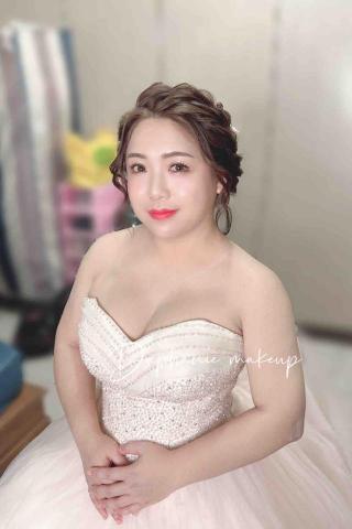 台中海線紋綉新祕曉孜Daphanie造型師 - 婚禮妝 台中海線紋綉新祕曉孜Daphanie造型師 - 婚禮妝