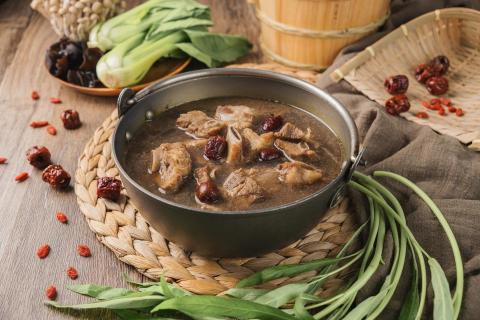 湘晴 - 食物攝影-藥膳排骨鍋