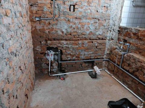 誠信達水電 - 浴廁冷熱水管更新