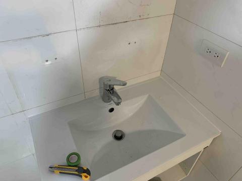 誠信達水電 - 洗臉台安裝
