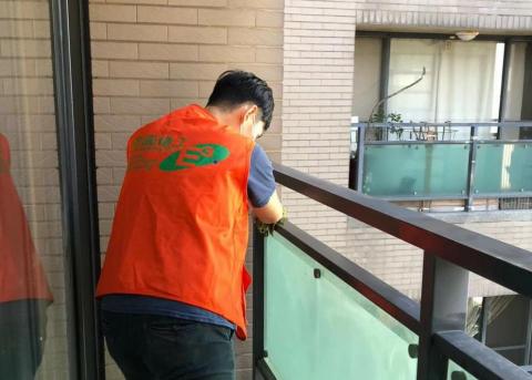 億圓環工｜台中清潔公司｜免費到府估價｜台中清潔/台中清潔推薦 - 入住清潔