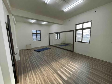 群創企業社 - 大園自有瑜珈室