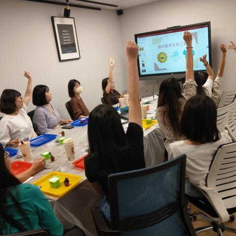 誠十創意 - 高互動手作課程-絕對數位 誠十創意 - 高互動手作課程-絕對數位