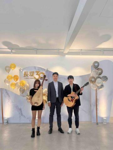 潤潁🎵│琵琶教學│商業演出｜駐唱婚禮｜ - 