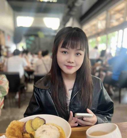 提供插畫師服務的專家怡綺