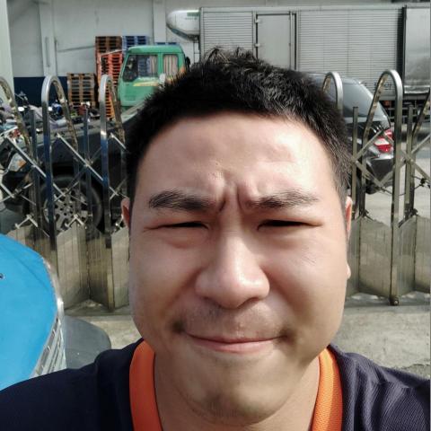 提供電梯車廂服務的專家游承逸