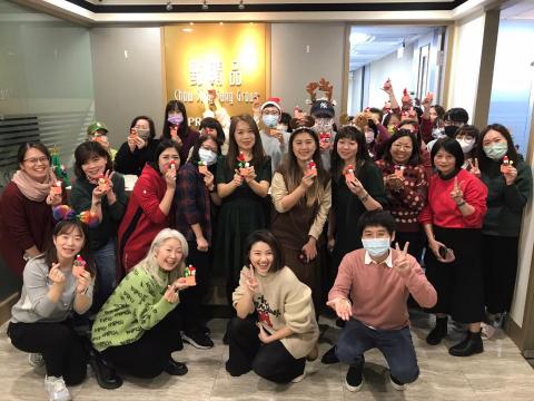 誠十創意 - 大家開心大合照 誠十創意 - 大家開心大合照