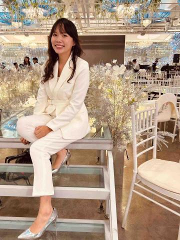 全方位主持人—小美Evelyn - 