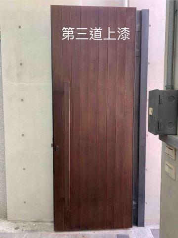 包羅萬象 - 木門脫漆上色