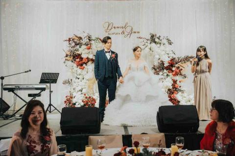 全方位主持人—小美Evelyn - 