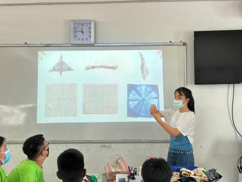 little box - 馬來西亞國際志工：
華語文教學x跨文化交流x植物染課程設計