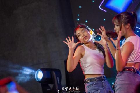 玻璃攝影&廟會隨手拍 - 