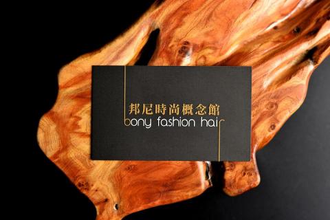 GOLINE 設計 - 名片材質選用雙面霧膜單面局光材質