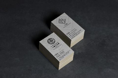GOLINE 設計 - 上倢-匠藝宿，二家不同品牌選擇同樣設計元素及名片材質，名片材質松厚卡紙、工藝加工壓凹。