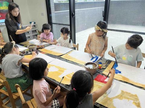 林謙 - 幼童興趣繪畫