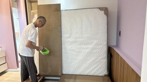 鄧凡奕 - 甲醛治理-床板甲殼素塗抹