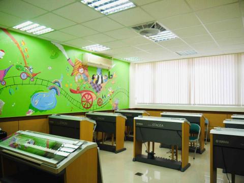 私立百音音樂短期補習班 - 團班教室