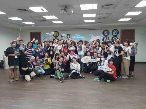 Angel老師 - 圖書館說故事志工