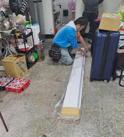 毅其維修工程 - 裝拉門1