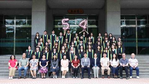 歐佩欣 - 畢業照