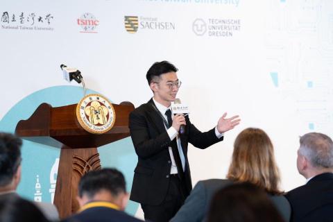 洪浚愷 - 2024「半導體人才培育計畫」始業暨歡迎典禮主持