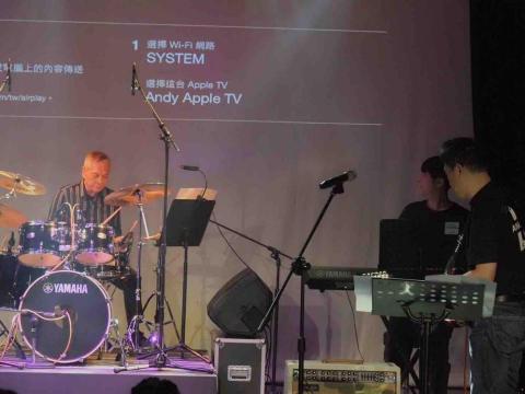 姜博升 - 與金曲獎最佳貢獻獎得主共演