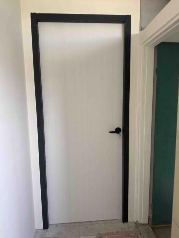 鈞皓門業/小林客製大門 - 鐵框木門 鈞皓門業/小林客製大門 - 鐵框木門