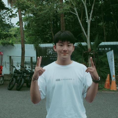 提供高壓灌注機服務的專家黃昱維