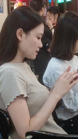 黃伊凡 - 驚鴻一鱉鴻一鱉