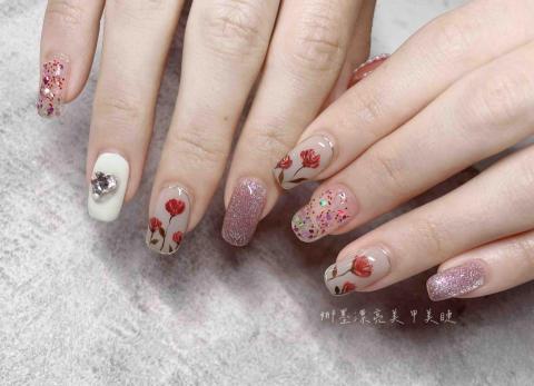 娜墨漂亮美甲美睫NAMO-Nail&Eeylash - 造型設計