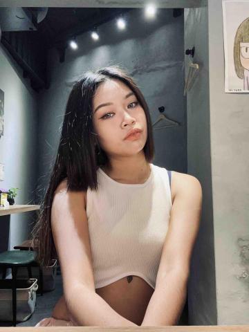 提供新娘服務的專家PANAYMAKEUP