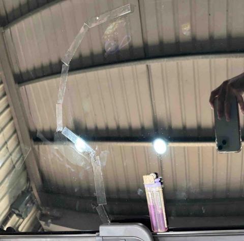 雷恩汽車玻璃修補 - 長裂的玻璃修補