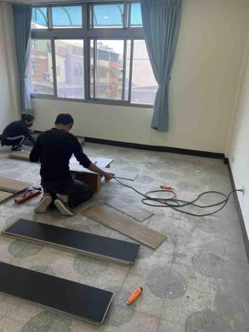 窗簾小姐 - 地板專業施工