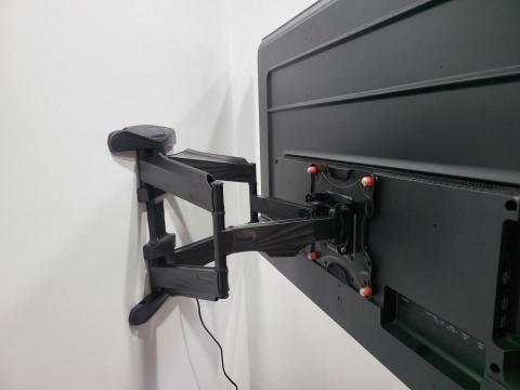 MARS - PHILIPS 55吋電視使用
雙臂式伸縮架
KALOC KLC-X8
安裝於水泥牆