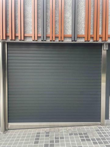 鑫鋼（傳統、安全捲門維修安裝） - 楊梅鋁合金安全捲門，不鏽鋼底部封板。