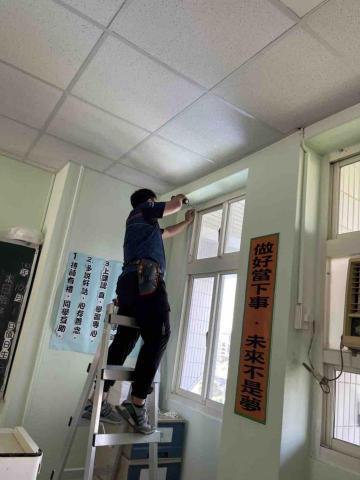 窗簾小姐 - 學校安裝